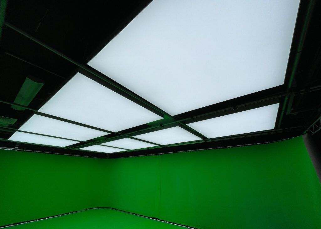 middlesex university motion capture studio with ledcloud lighting kino flo led chips