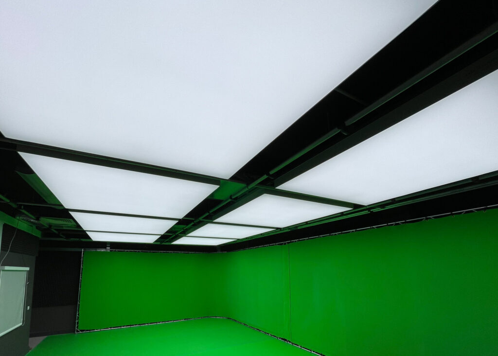 middlesex university motion capture studio with ledcloud lighting kino flo led chips