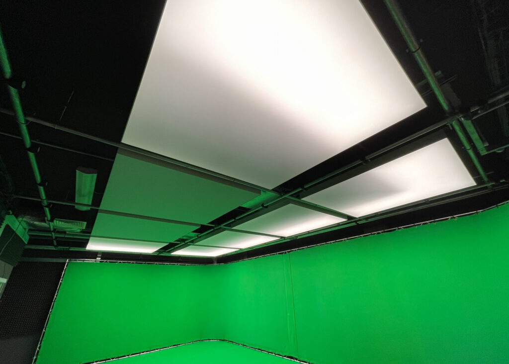 middlesex university motion capture studio with ledcloud lighting kino flo led chips