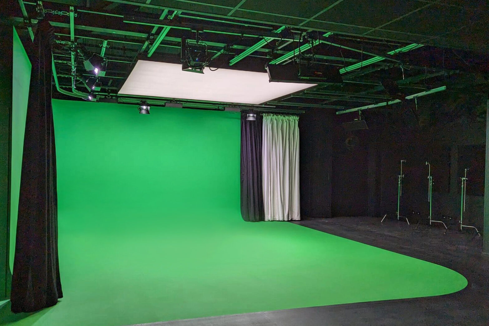 LEDCloud - Custom made professional LED light boxes